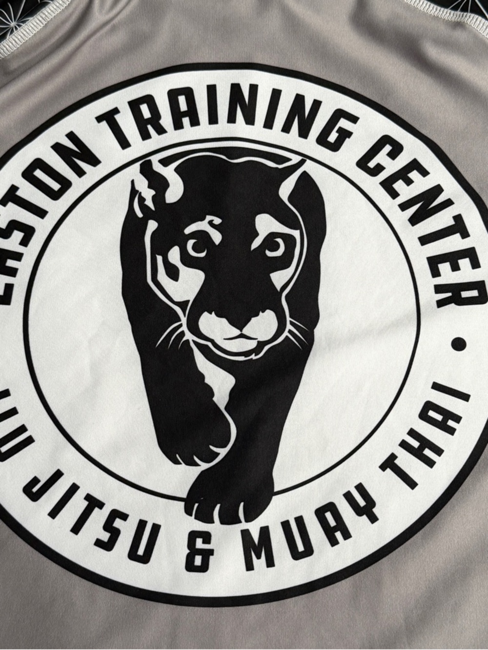 Easton Training Center‎ Jiu Jitsu & Muay Thai Rash Guard - Gray & Black - Picture 2 of 11